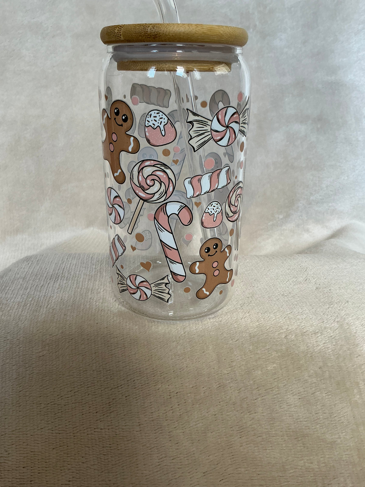 🍬 Gingerbread & Sweet Treats Christmas Glass Tumbler