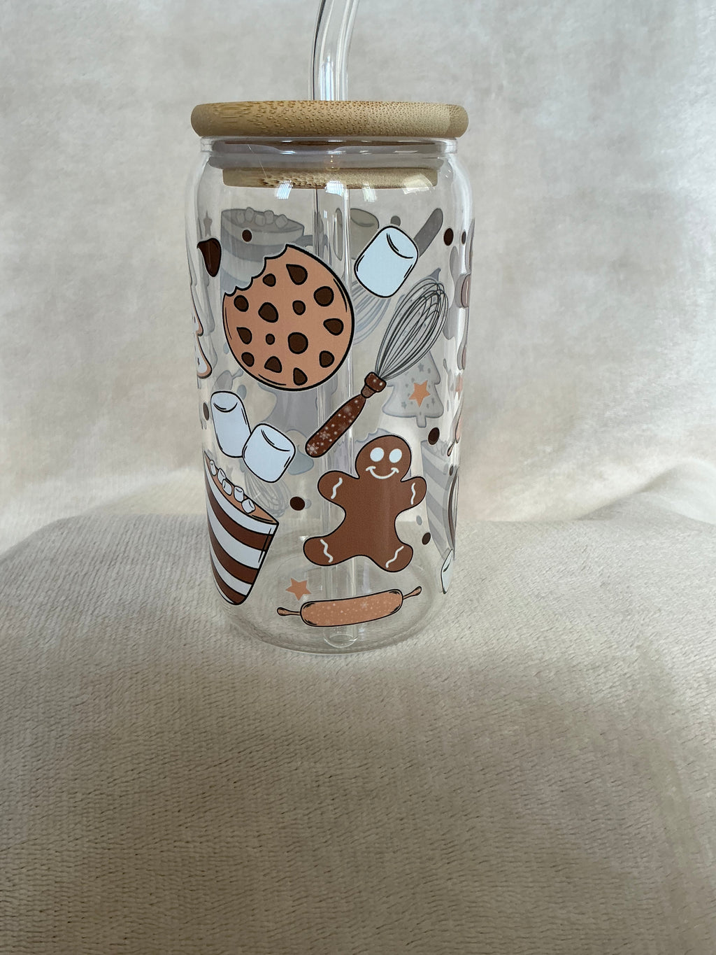 🍪 Cozy Christmas Baking Glass Tumbler