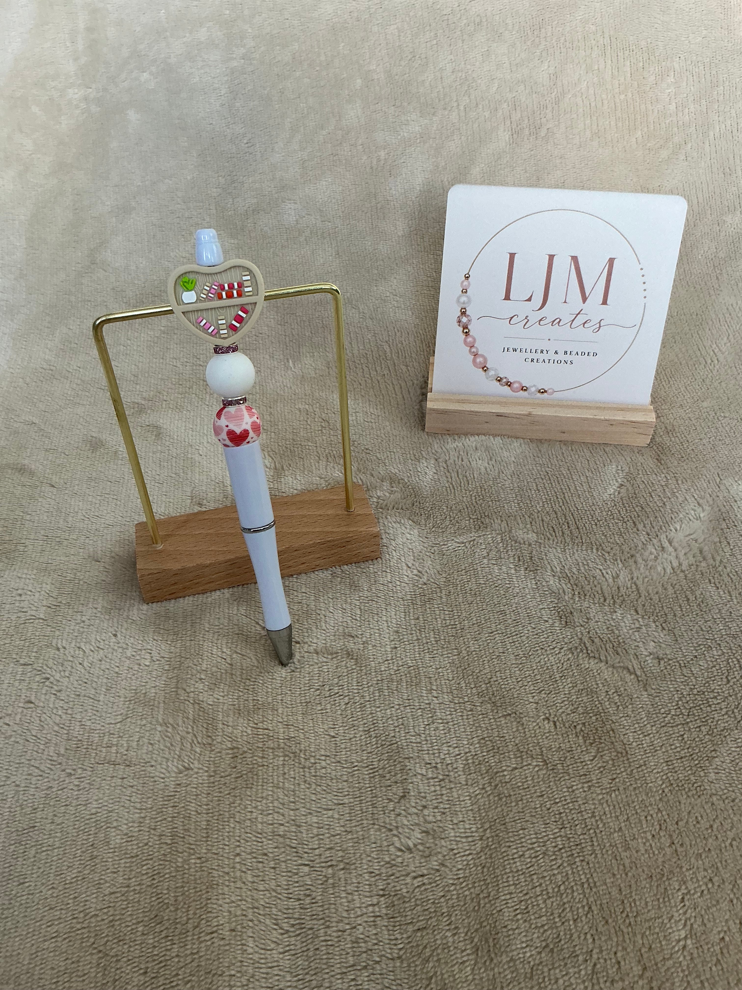 Book Lover Heart Bookshelf Beaded Pen | Handmade Reader Gift