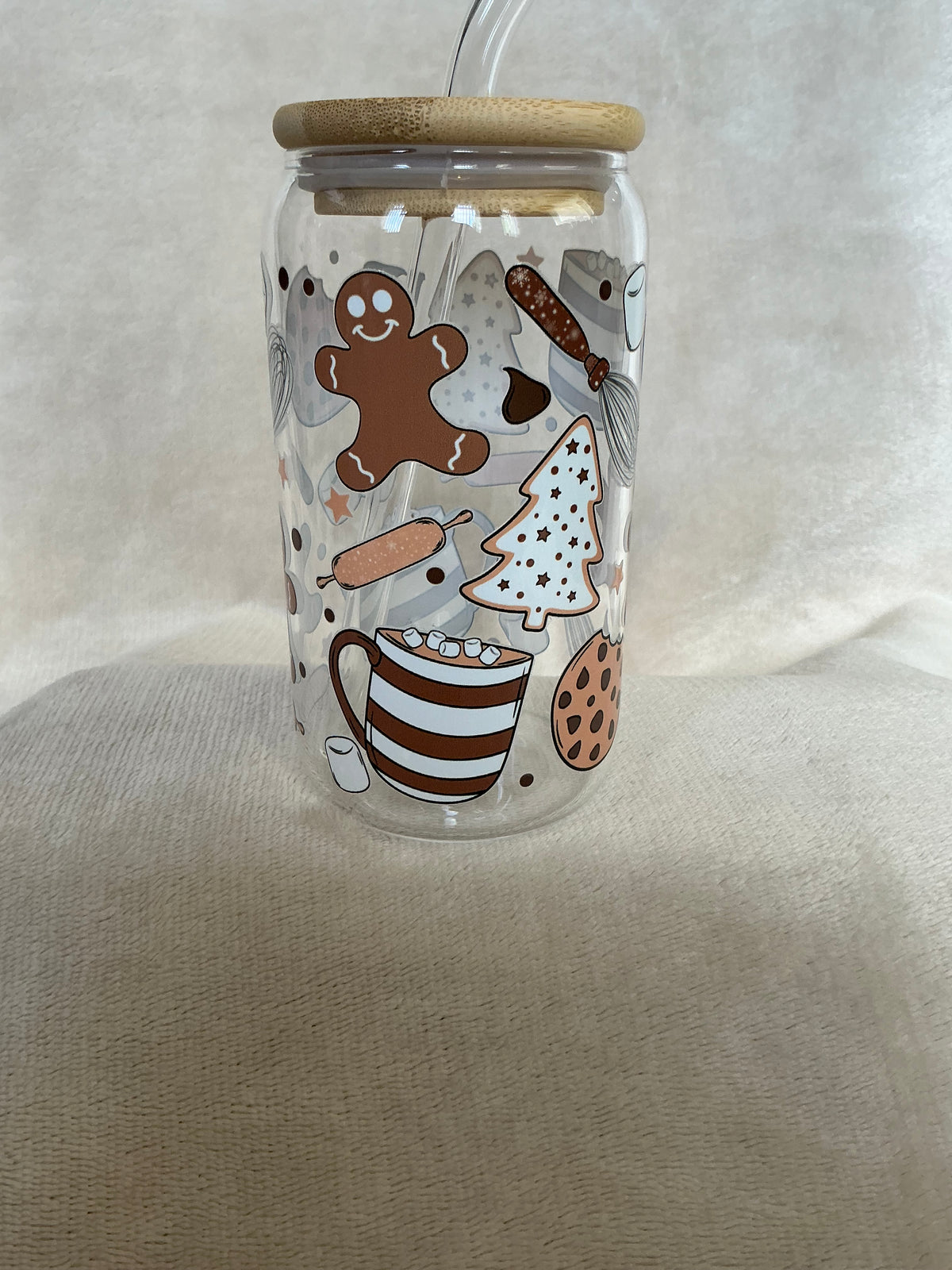 🍪 Cozy Christmas Baking Glass Tumbler