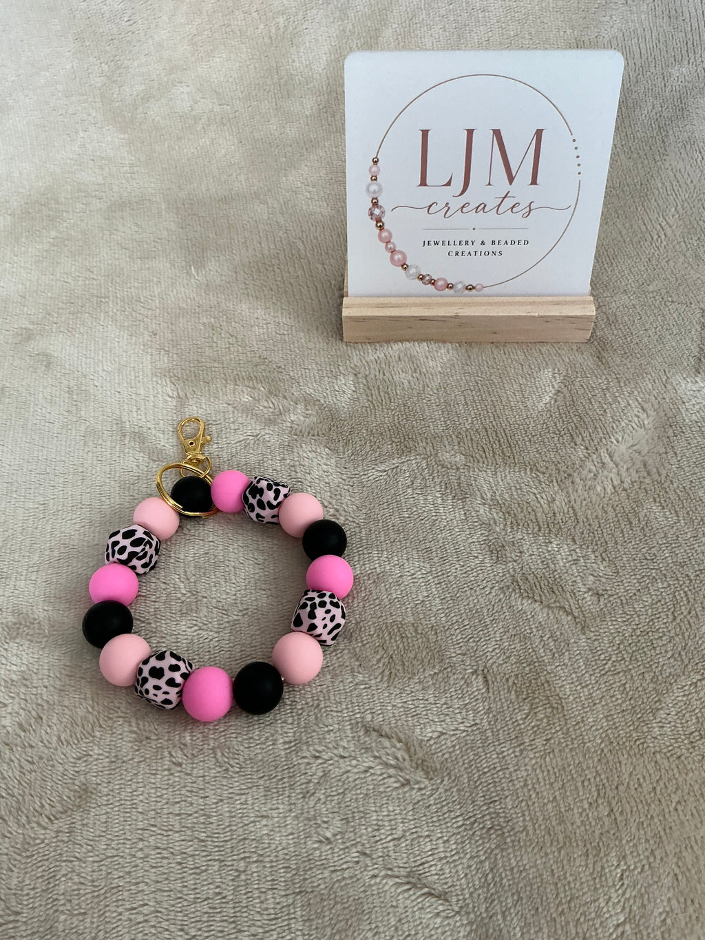 Pink Leopard Print Silicone Wristlet Keychain | Handmade Beaded Keyring