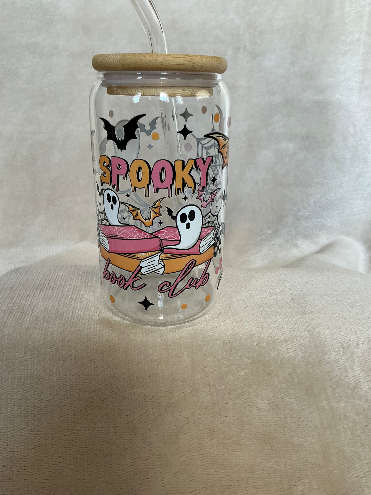 📖👻 Spooky Book Club Glass Tumbler