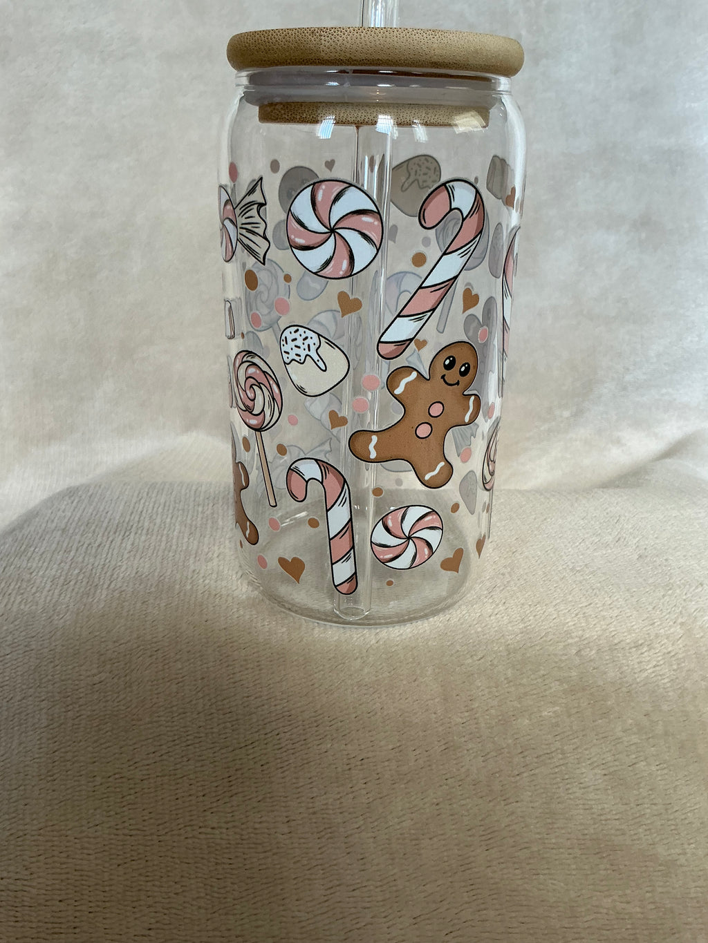 🍬 Gingerbread & Sweet Treats Christmas Glass Tumbler