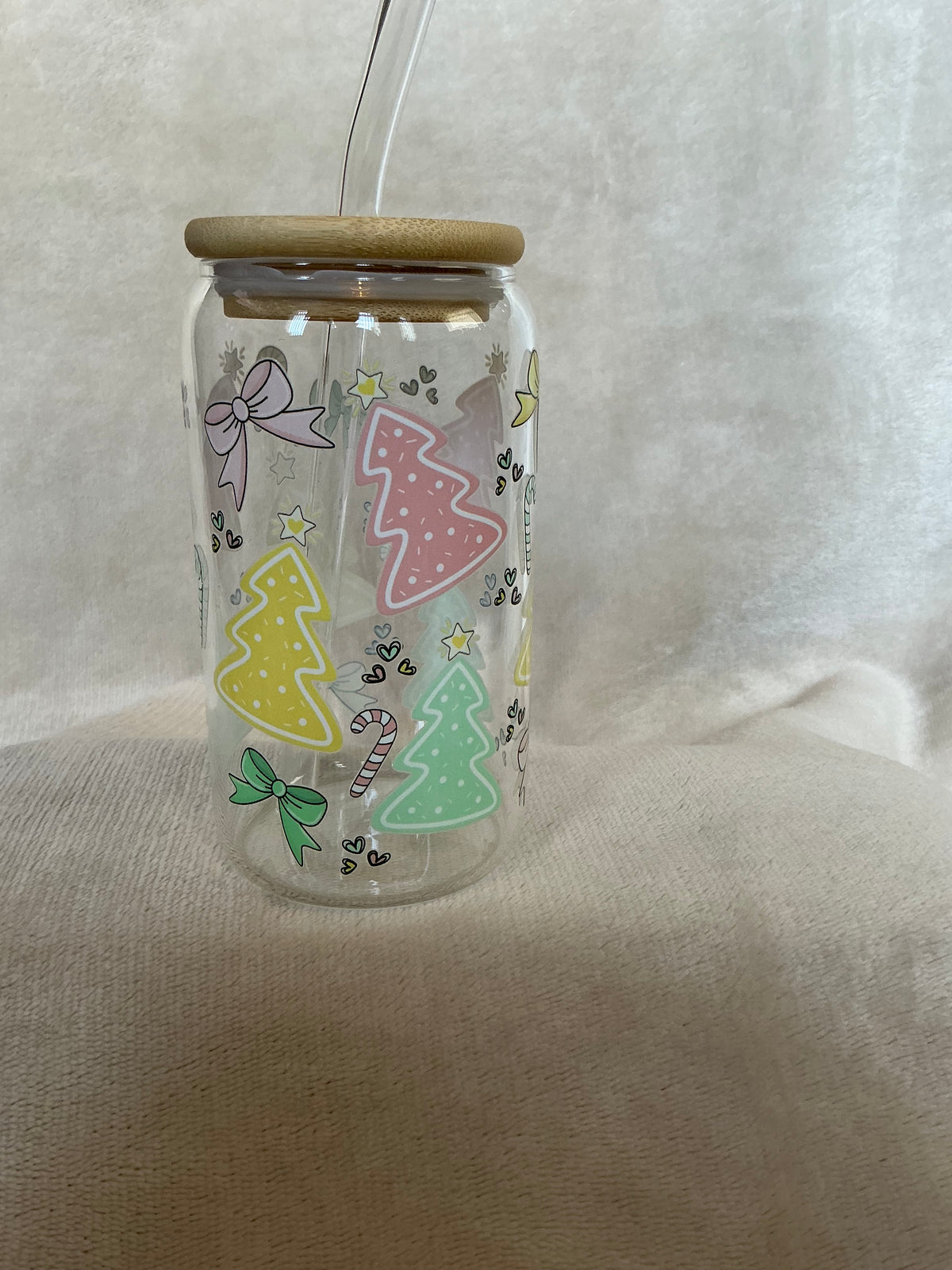 🎄 Pastel Christmas Tree Glass Tumbler